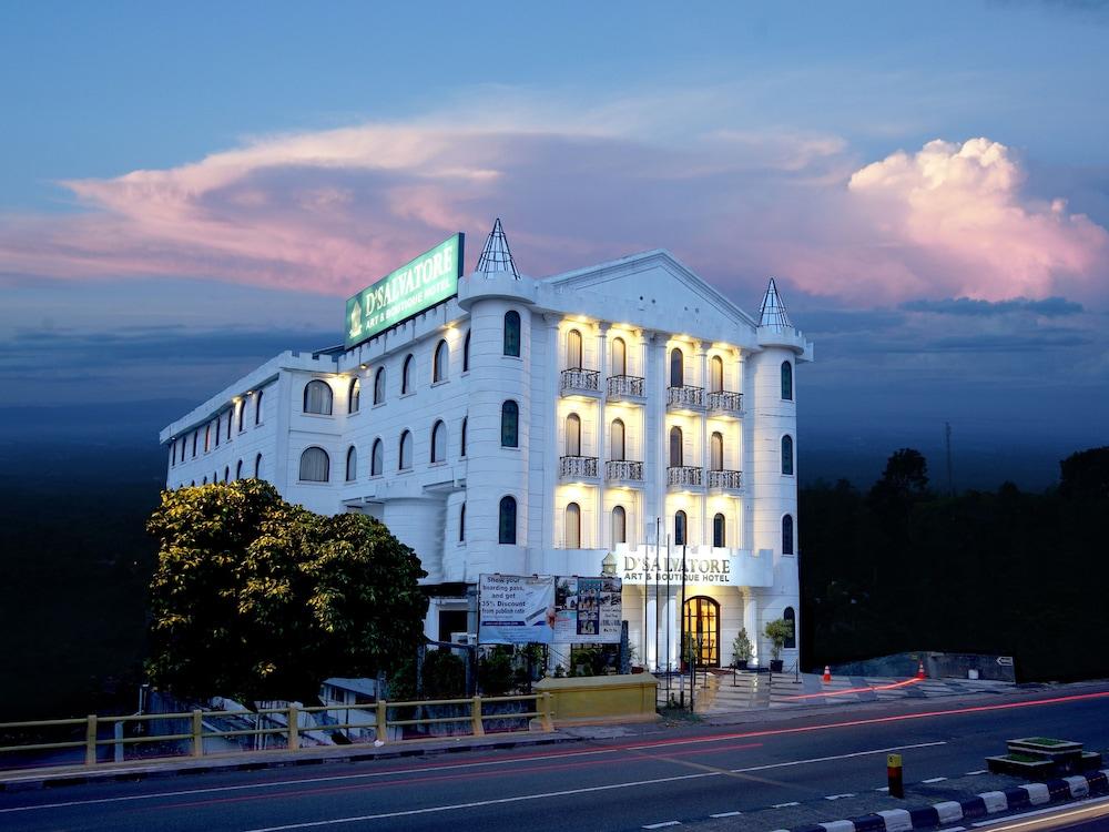 D'Salvatore Boutique Hotel Yogyakarta Maguwo Luaran gambar