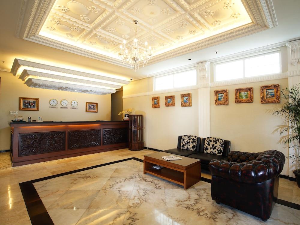 D'Salvatore Boutique Hotel Yogyakarta Maguwo Luaran gambar