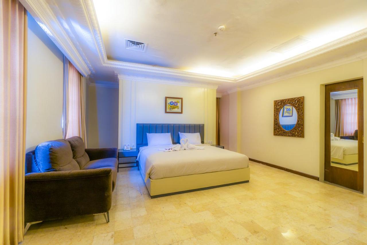 D'Salvatore Boutique Hotel Yogyakarta Maguwo Luaran gambar
