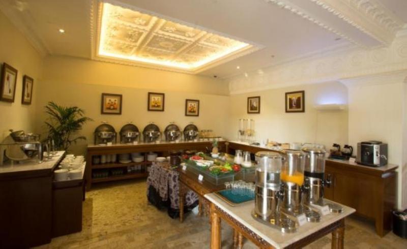 D'Salvatore Boutique Hotel Yogyakarta Maguwo Luaran gambar