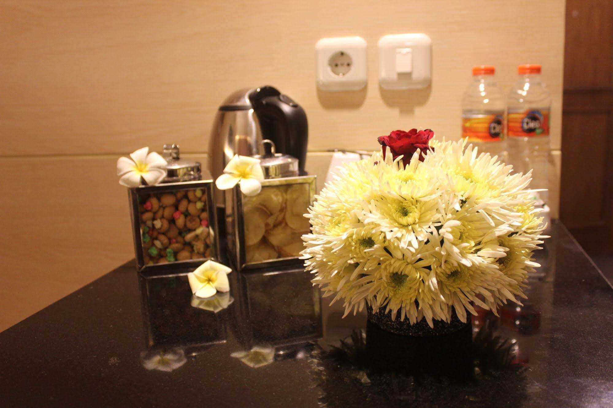 D'Salvatore Boutique Hotel Yogyakarta Maguwo Luaran gambar